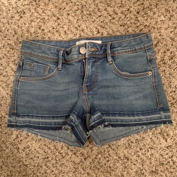 Zara Trafaluc Jean Shorts - Picture 1 of 2